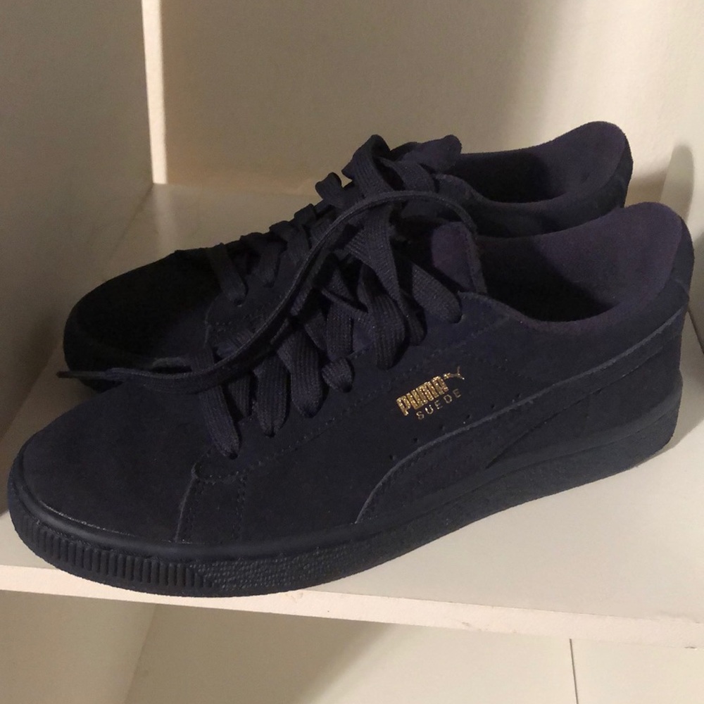 Puma Suede Blue Sneakers